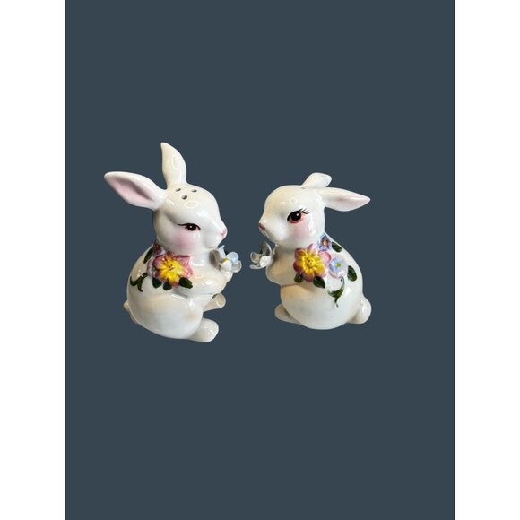 Vintage Easter Bunny Rabbit Salt Pepper Shakers Hand Painted Floral 2 1/2" - Picture 4 of 7